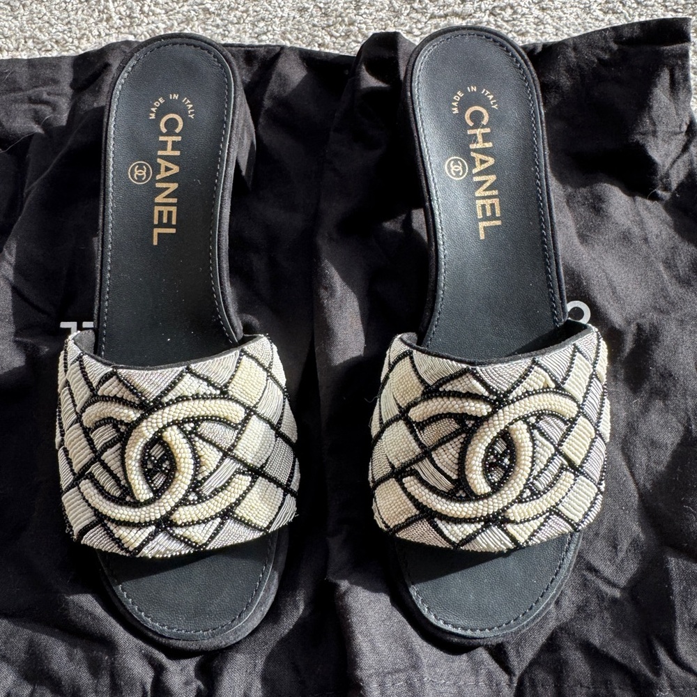 CHANEL Black and Cream Women's Sandals